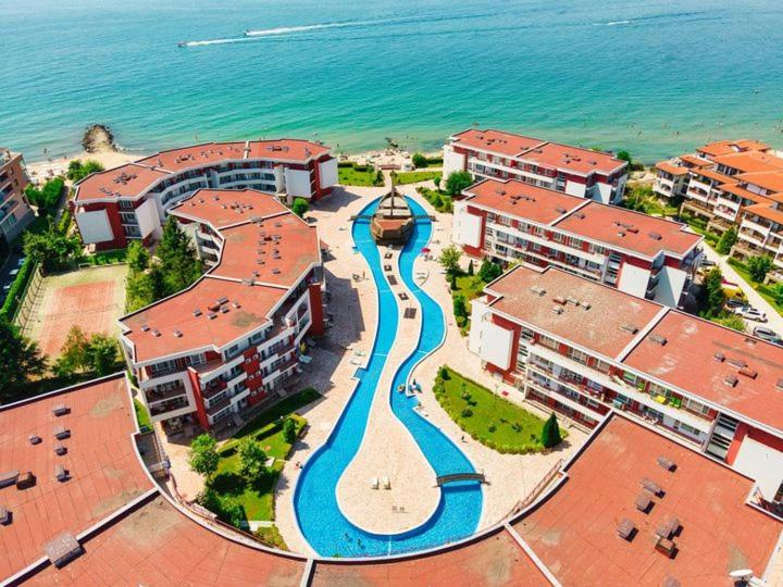A general sea view or a sea view taken from Az apartmant