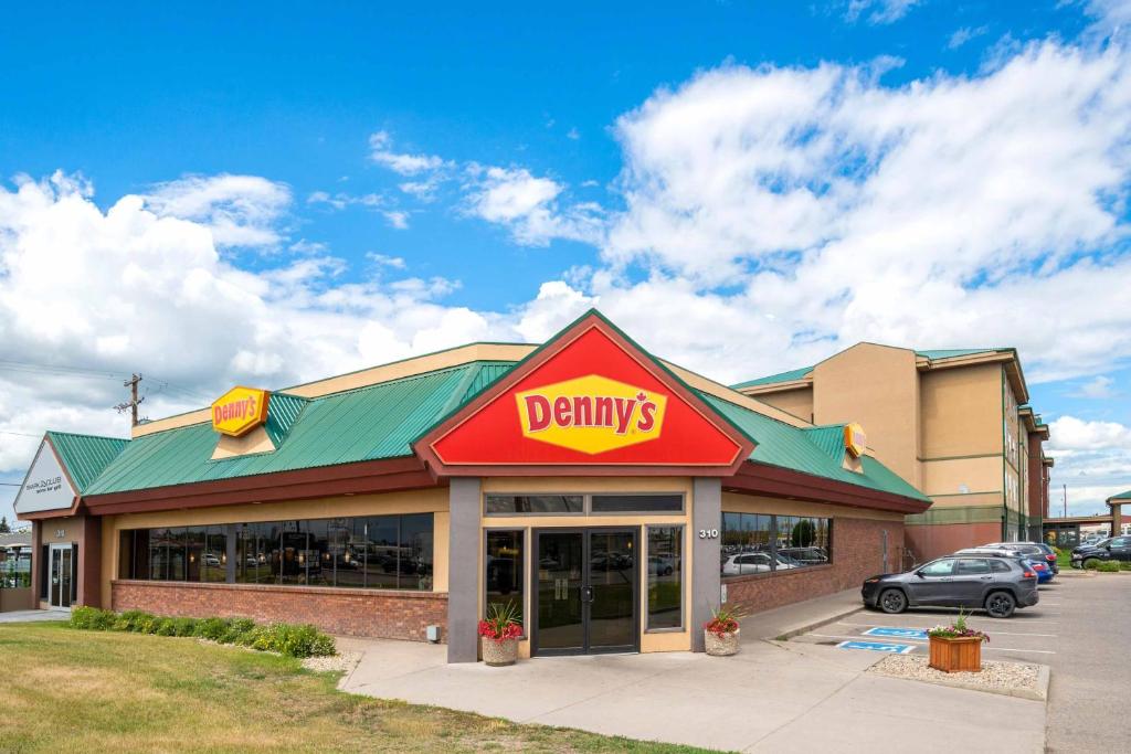 Sandman Hotel Saskatoon - Resim 36