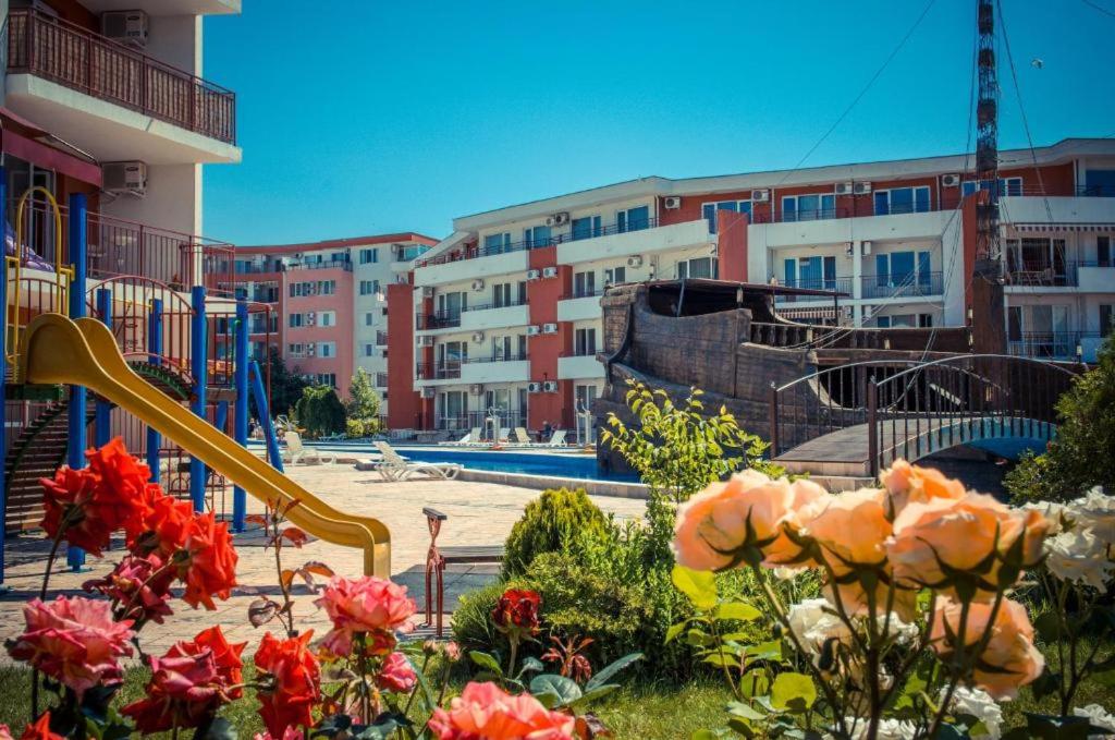 The swimming pool at or close to Privilege Fort beach Apartman Sveti Vlas 61m2