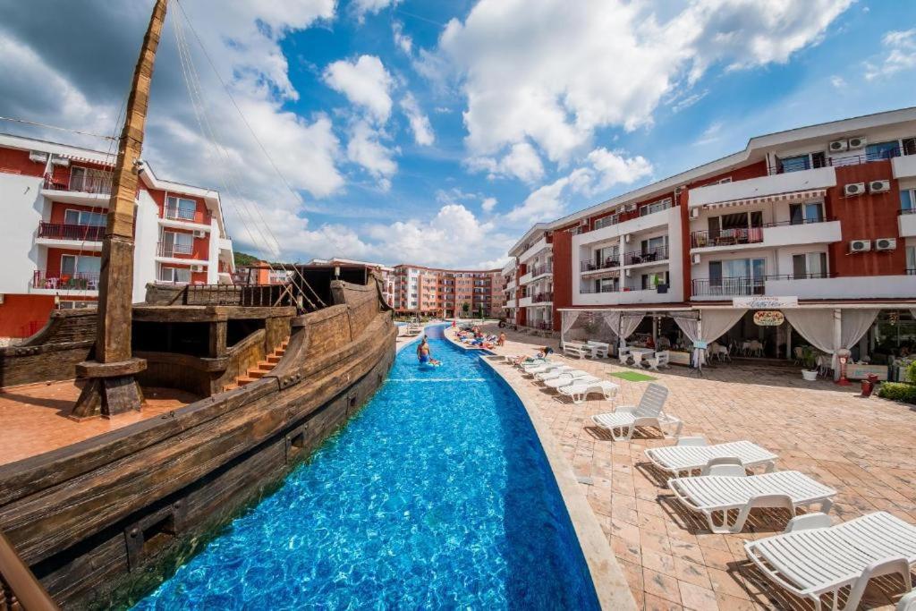 The swimming pool at or close to Privilege Fort beach Apartman Sveti Vlas 61m2