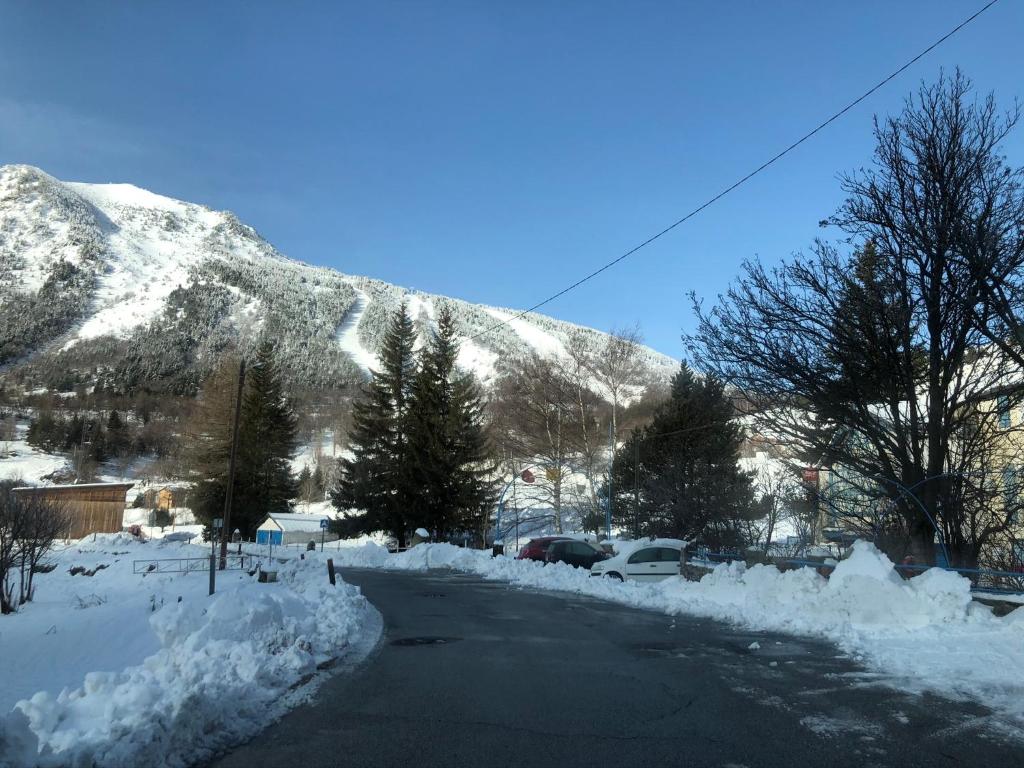 Appartement en station de ski, Porté-Puymorens – Tarifs 2024