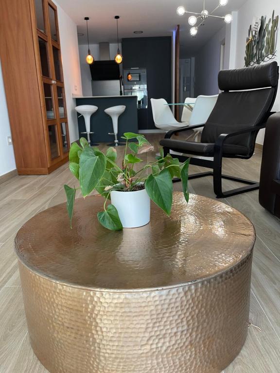 A seating area at Aixa Granada