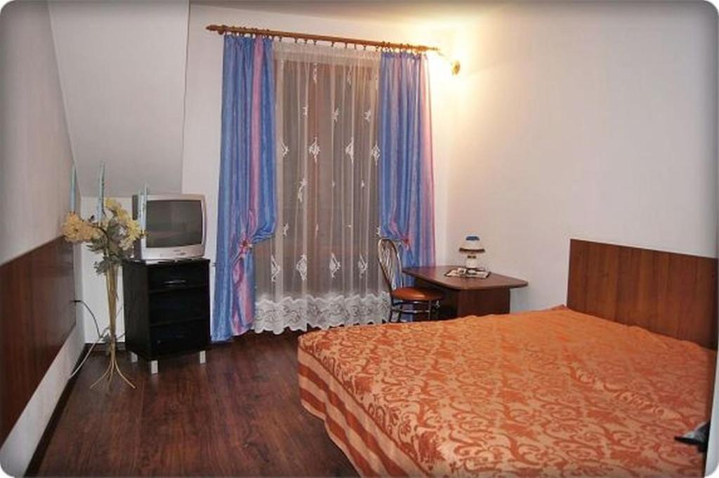 Willa Pod Dębami - SALA ZABAW - Małpi Gaj - blisko centrum - Double Room With Balcony