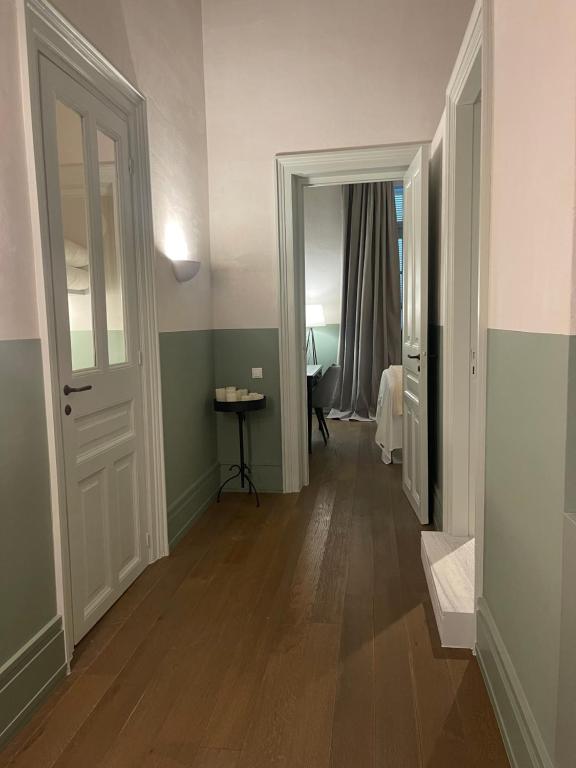 ATHINAIDOS QUARTERS by K&K - 10