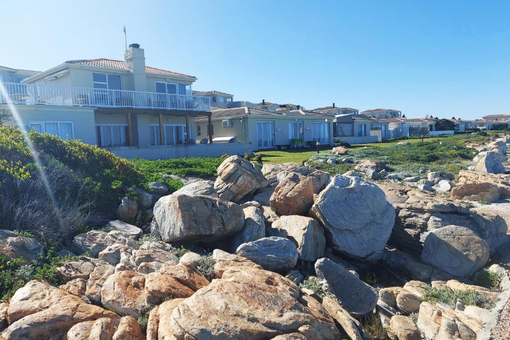 First Group Hermanus Beach Club, Hermanus (updated prices 2024)