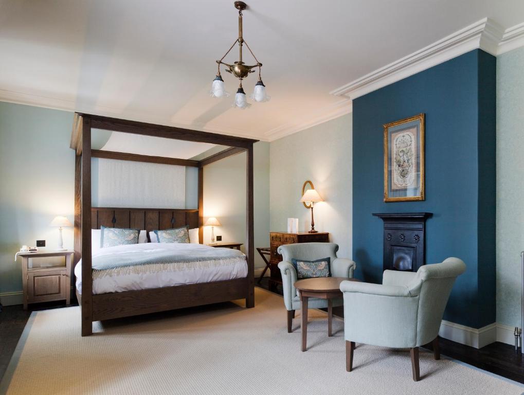 Voodi või voodid majutusasutuse Ard na Sidhe Country House Hotel toas