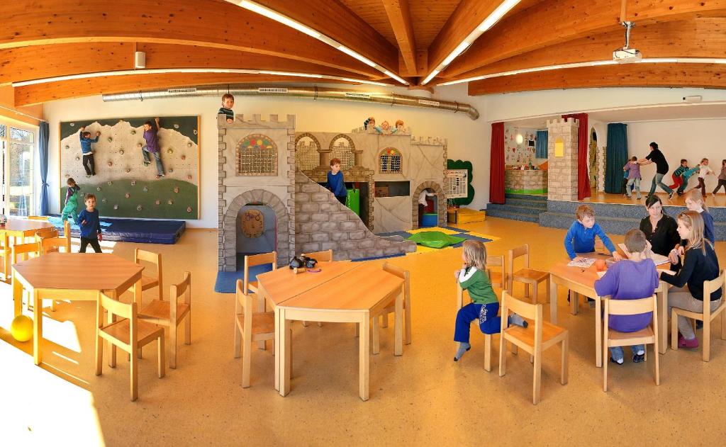 Hostia v ubytovaní Kinderhotel Lärchenhof