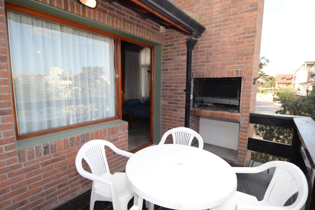 Afbeelding uit fotogalerij van Aitue Apart Hotel & Spa in Valeria del Mar