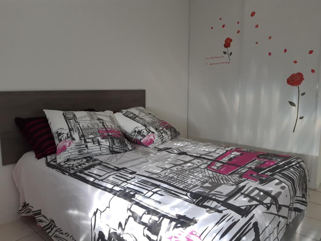Fotografia z galérie ubytovania 2 Bedrooms Confortable Wifi FIBRE ALL EQUIPMENT Provided Near Airbus Alten Expleo Thales Sopra v destinácii Toulouse