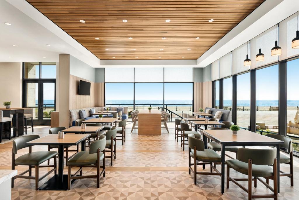 Hyatt Place Virginia Beach Oceanfront photo