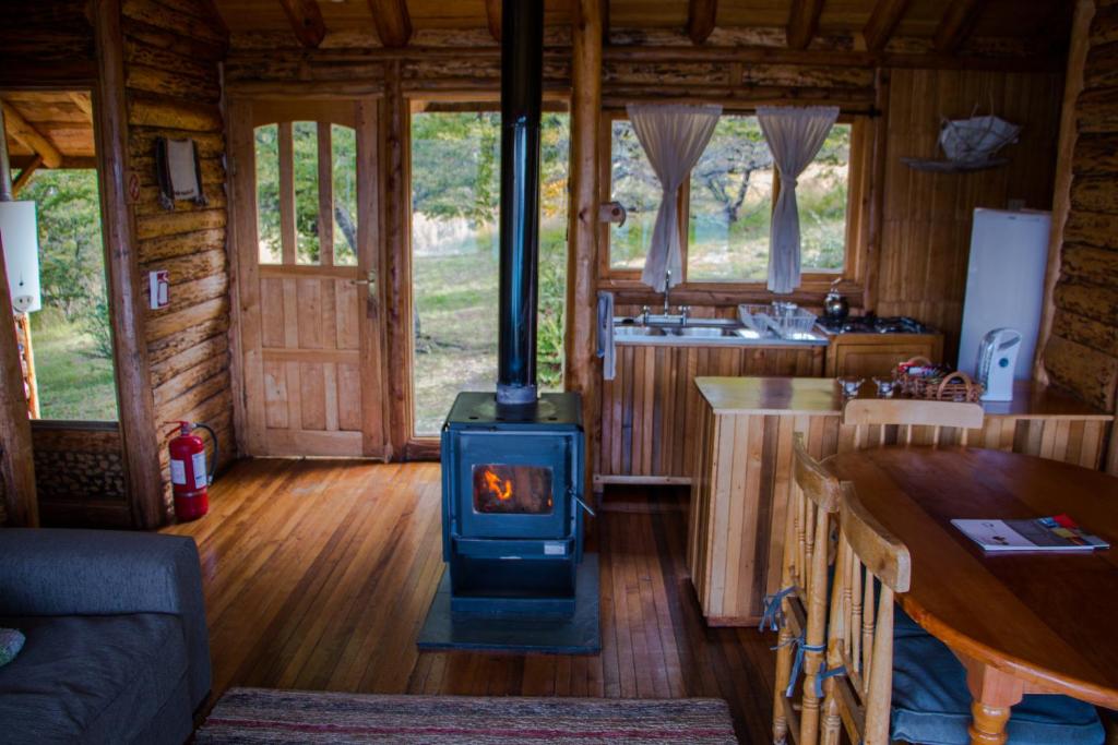 Posezení v ubytování Mallin Colorado Ecolodge