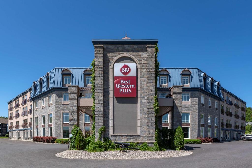 a best western plus sign in front of a building at Best Western Plus Edmundston in Edmundston