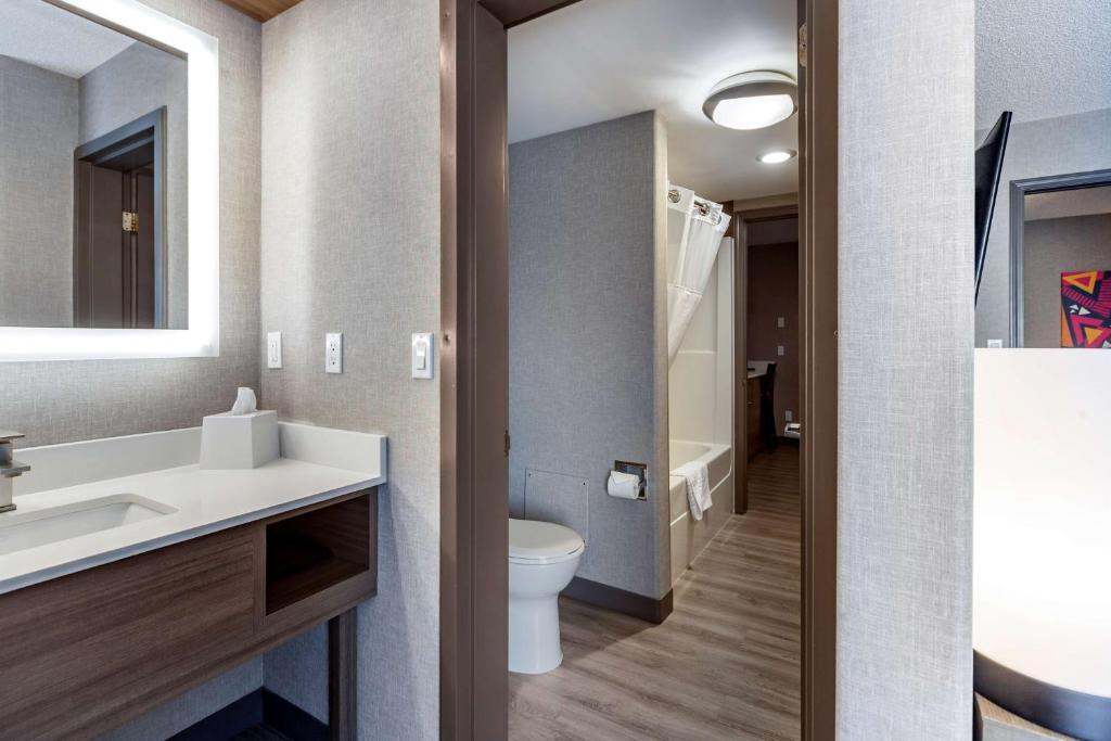 Koupelna v ubytování Best Western Plus West Edmonton