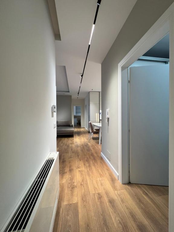 BLANC 7 - Image 9