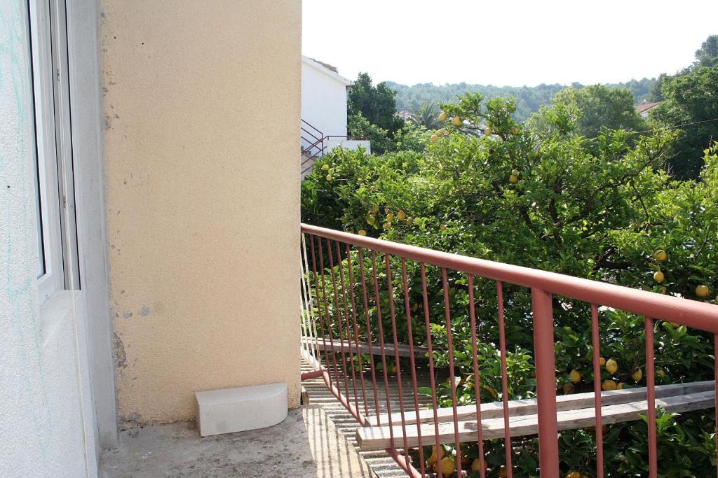Balkón nebo terasa v ubytování Apartments and rooms by the sea Jelsa, Hvar - 4602
