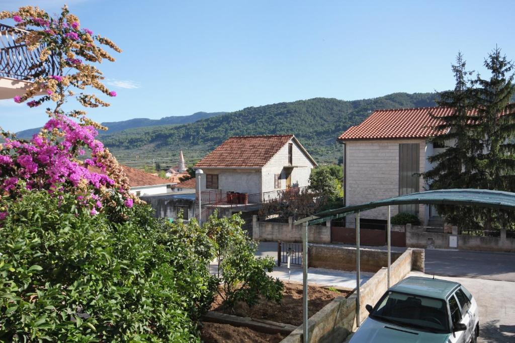 Výhľad na hory alebo výhľad na hory priamo z apartmánu