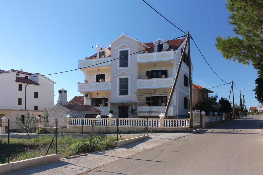 Fotografie z fotogalerie ubytování Apartments with a parking space Bibinje, Zadar - 5741 v destinaci Bibinje
