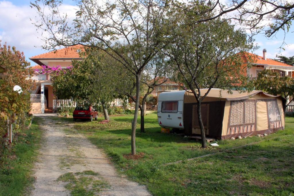 Zahrada ubytování Apartments by the sea Bibinje, Zadar - 5865