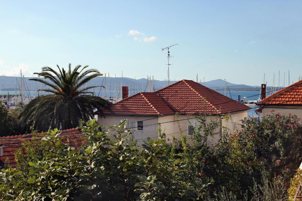 Zdjęcie z galerii obiektu Apartments by the sea Biograd na Moru, Biograd - 5744 w Biogradzie na Moru