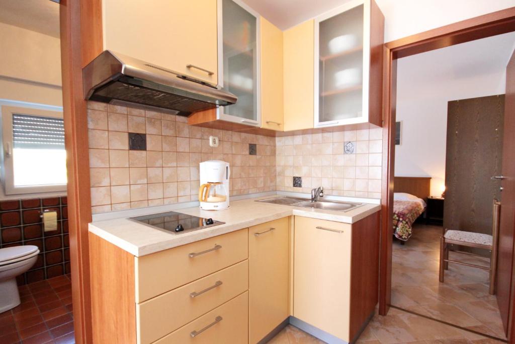Fotografia z galérie ubytovania Apartments by the sea Kozino, Zadar - 5750 v destinácii Petrcane