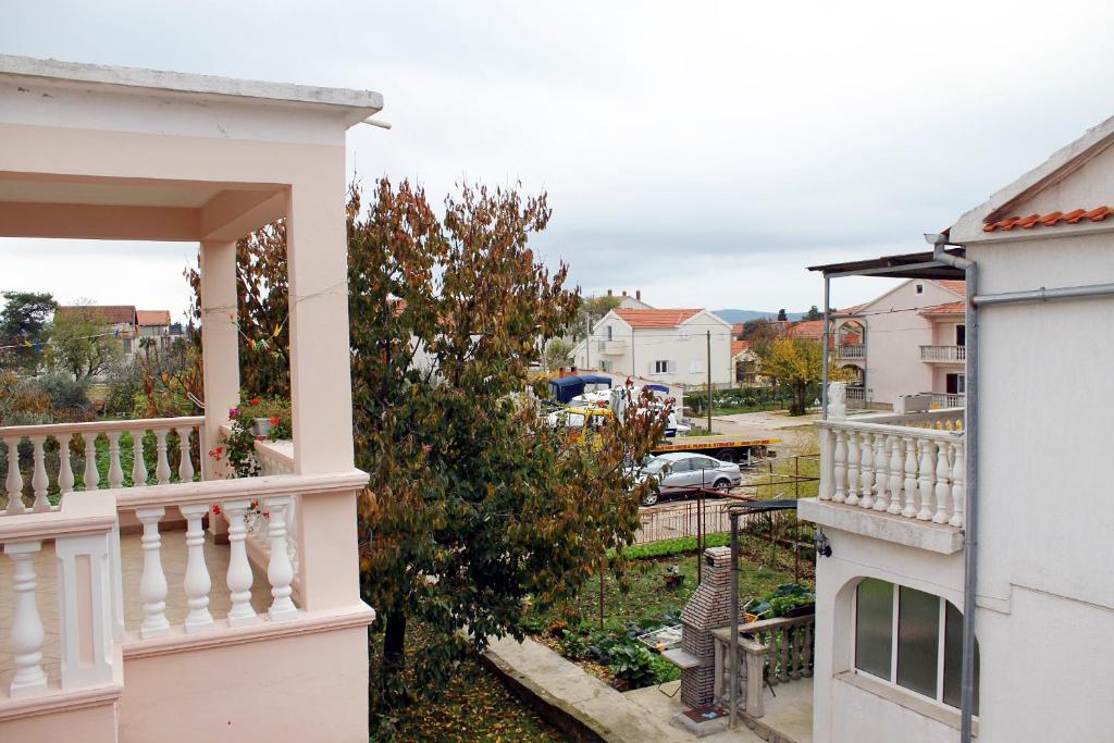 Budova, v ktorej sa apartmán nachádza