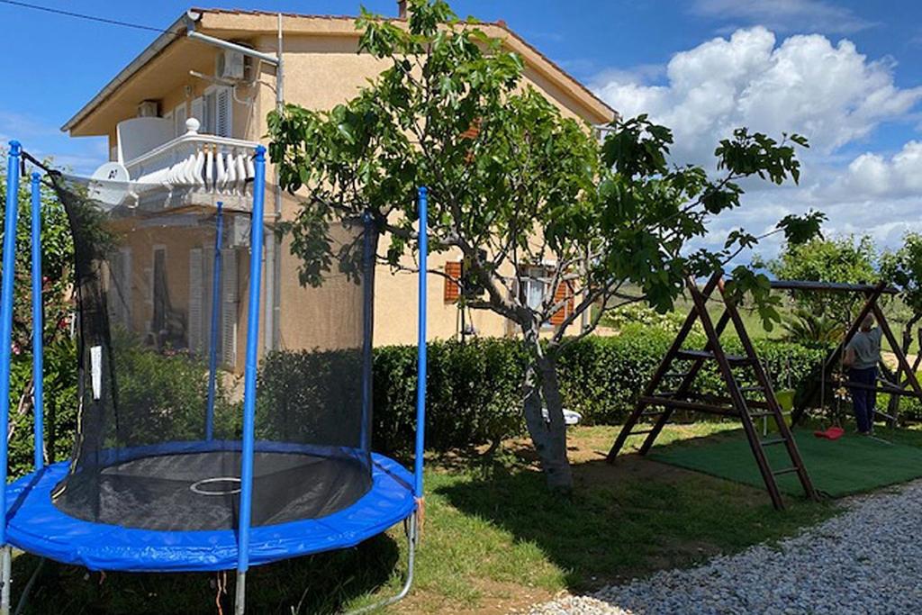 Herní místnost nebo prostor pro děti v ubytování Apartments with a parking space Privlaka, Zadar - 5746