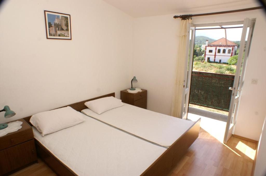 Fotografia z galérie ubytovania Apartments by the sea Sreser, Peljesac - 4551 v destinácii Janjina