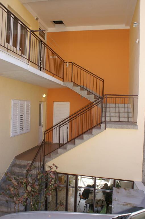 Fotografia z galérie ubytovania Apartments by the sea Podgora, Makarska - 4332 v Podgore