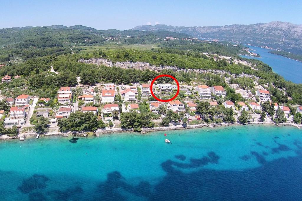 Zdjęcie z galerii obiektu Apartments by the sea Lumbarda, Korcula - 4402 w mieście Lumbarda