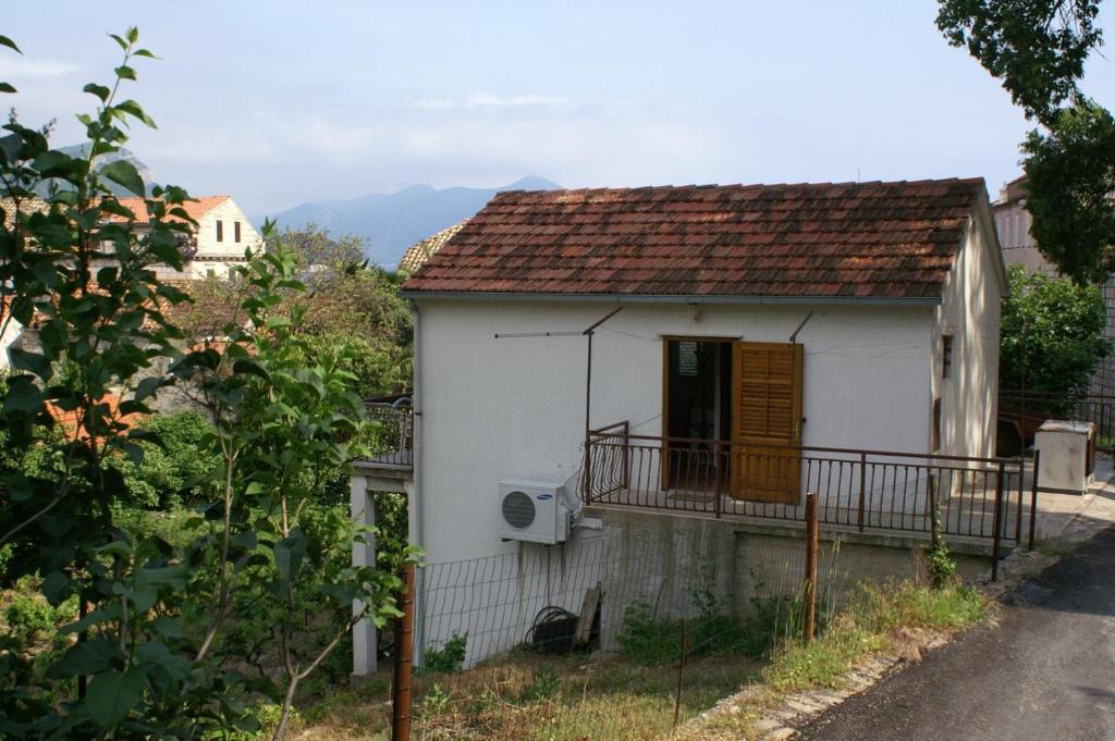 Nespecifikovaný výhled na hory nebo výhled na hory při pohledu z apartmánu