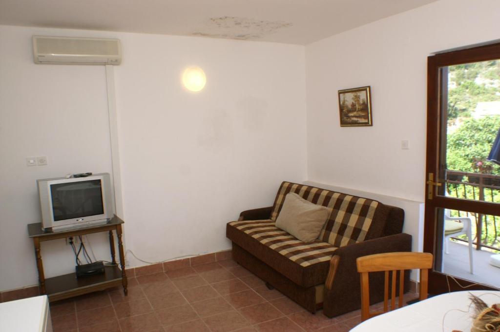 Apartments by the sea Trstenik, Peljesac - 4512 - Appartement Met 1 Slaapkamer En Balkon