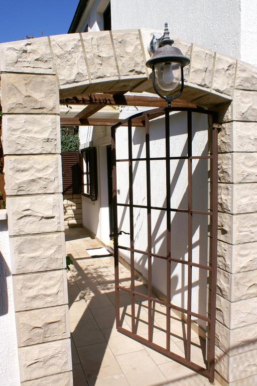 Fotografie z fotogalerie ubytování Apartments by the sea Zavalatica, Korcula - 4419 v destinaci Zavalatica