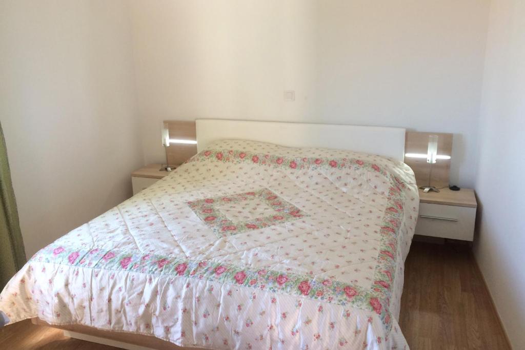 Fotografie z fotogalerie ubytování Apartments by the sea Zavalatica, Korcula - 4419 v destinaci Zavalatica