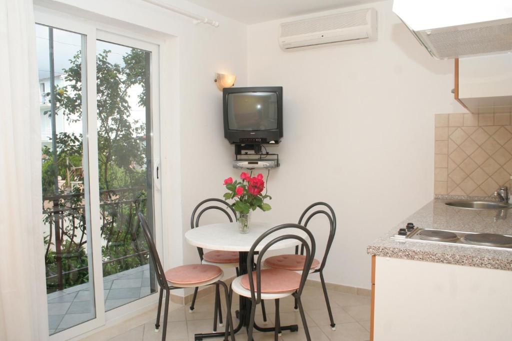Fotografia z galérie ubytovania Apartments with a parking space Orebic, Peljesac - 4516 v destinácii Orebić