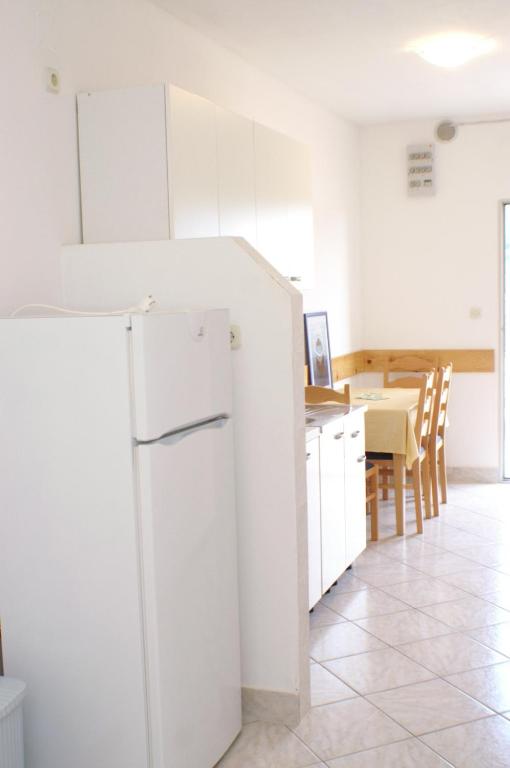 Kuchnia lub aneks kuchenny w obiekcie Apartment Grscica 4487a