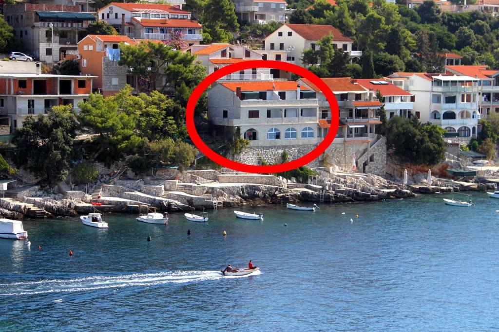 Fotografie z fotogalerie ubytování Apartments by the sea Zavalatica, Korcula - 4387 v destinaci Zavalatica
