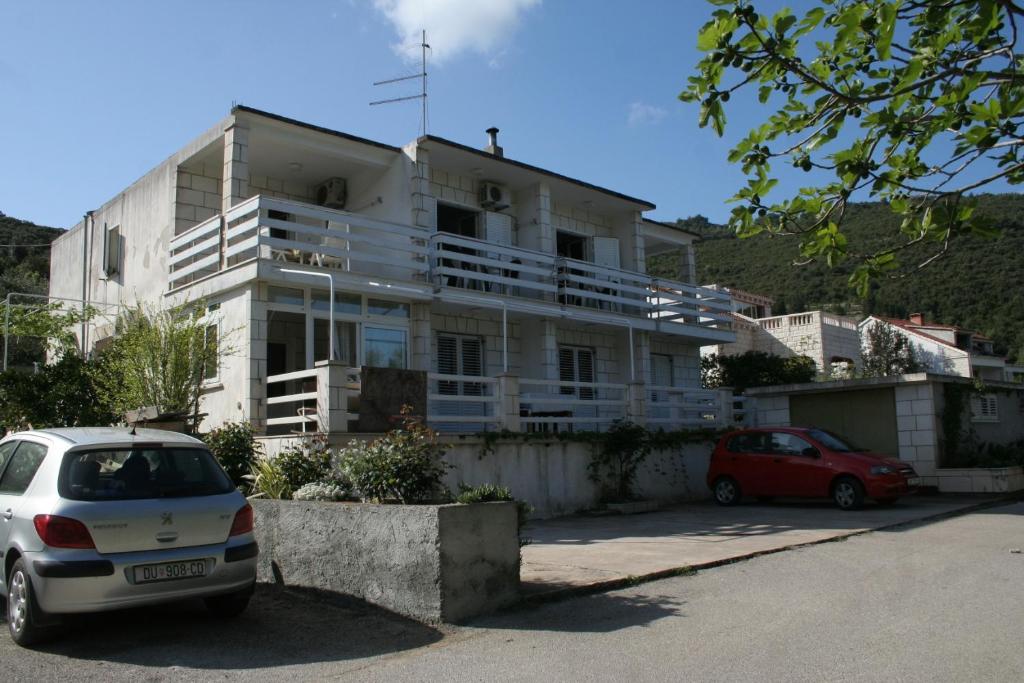 Apartments with parking space Zrnovska Banja, Korcula - 4426