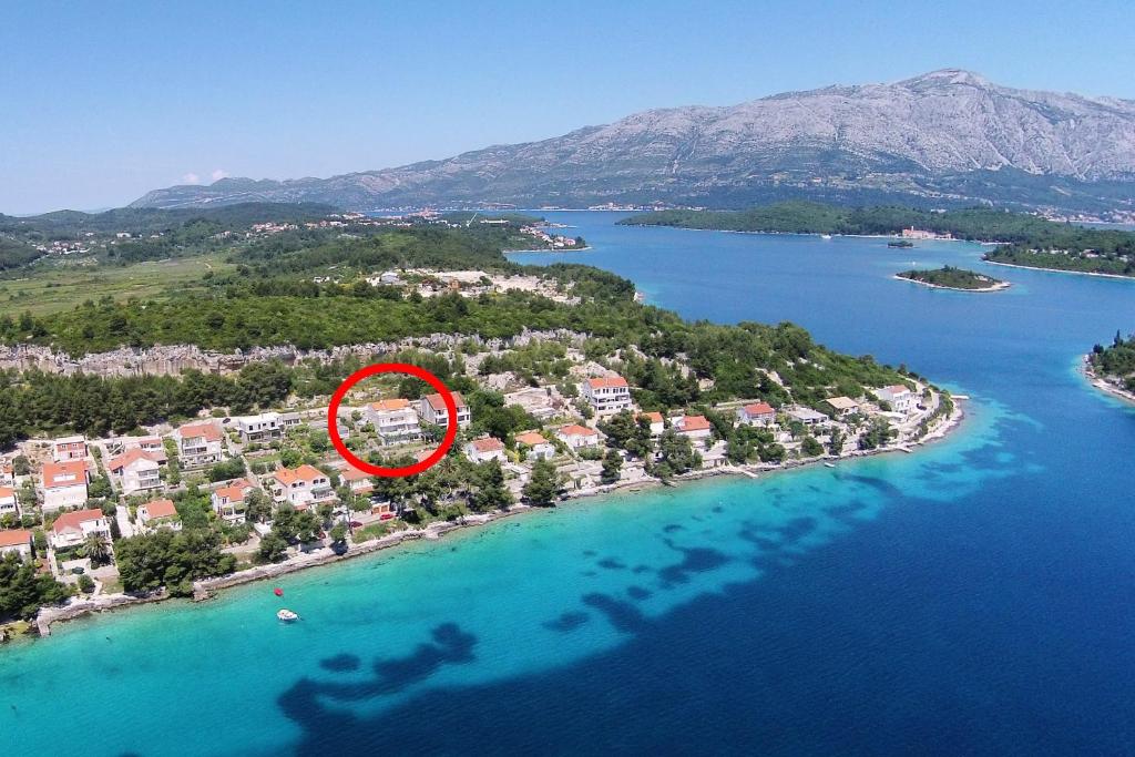 A bird's-eye view of Apartments by the sea Lumbarda, Korcula - 4440