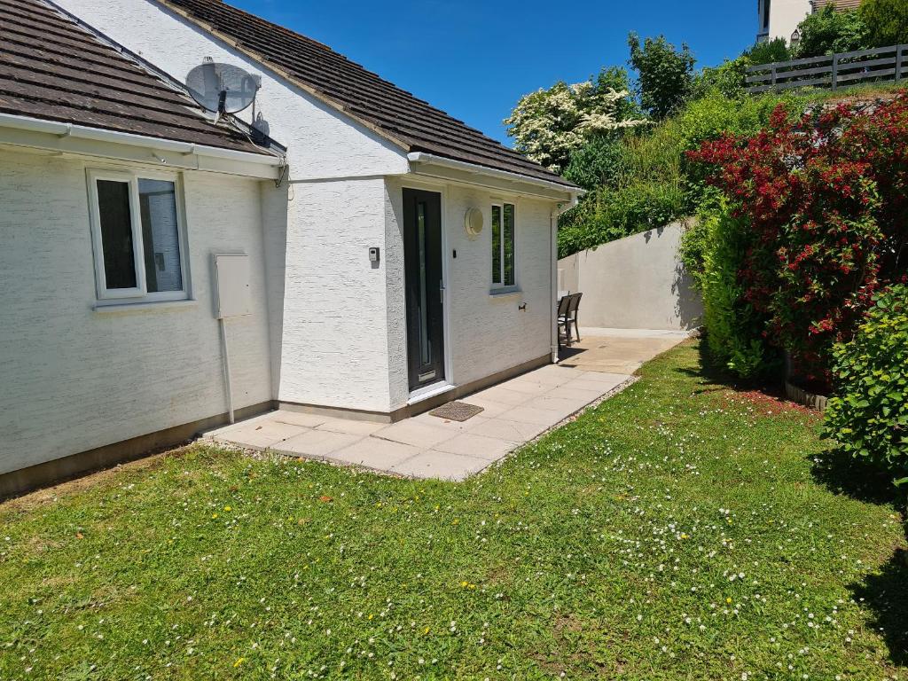 Waters Reach, Kingsbridge (updated prices 2024)