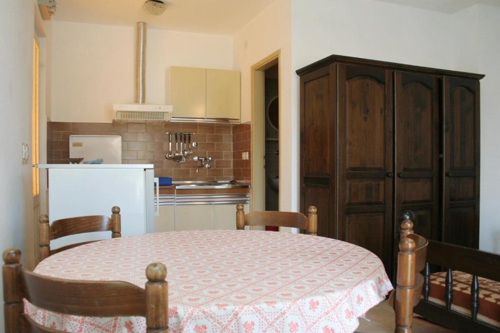 Zdjęcie z galerii obiektu Apartments by the sea Lumbarda, Korcula - 4392 w mieście Lumbarda