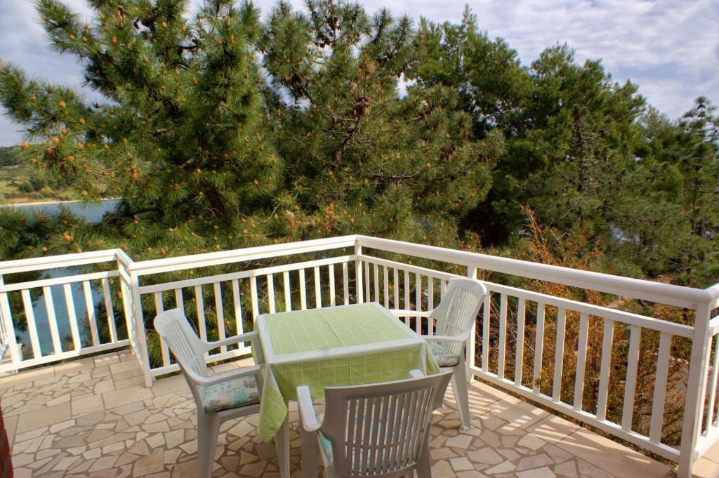 Fotografia z galérie ubytovania Seaside apartments with a swimming pool Lumbarda, Korcula - 4404 v destinácii Lumbarda