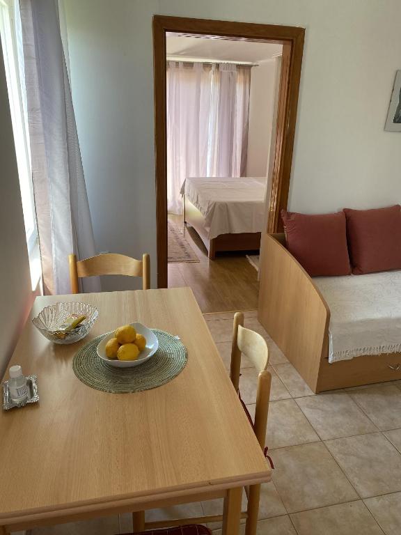 Fotografia z galérie ubytovania Apartments with a parking space Orebic, Peljesac - 4501 v destinácii Orebić
