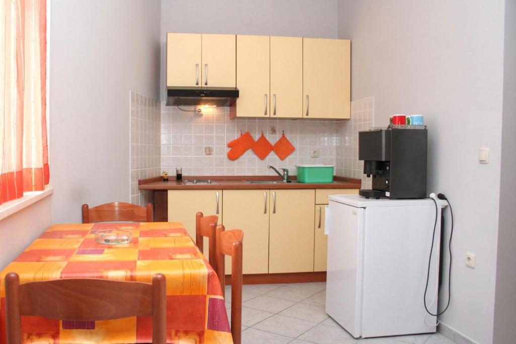 Fotografia z galérie ubytovania Apartments with a parking space Orebic, Peljesac - 4531 v destinácii Orebić