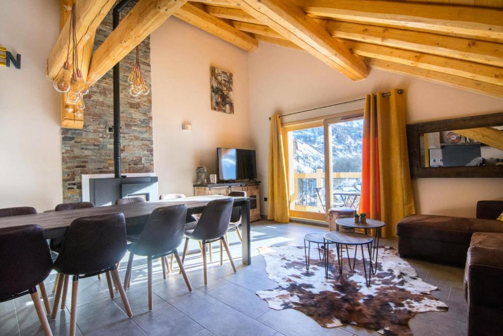 Chalet Sandema - Pièces 874