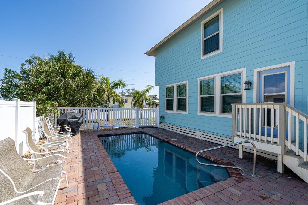 Holiday home 285 Lazy Way Lazy Beaches Getaway by Coastal Vacation