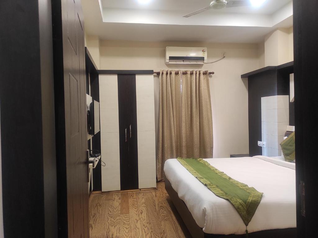 Hotel Rudraksh- Near VIP Airport Guwahati - 套房