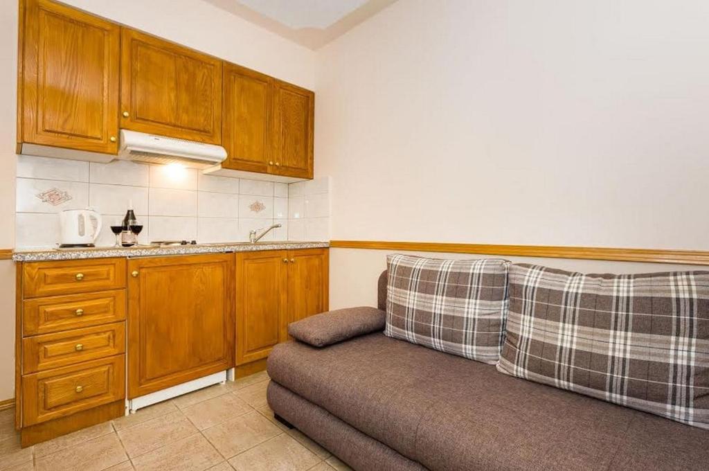 Zdjęcie z galerii obiektu Apartments by the sea Zaton, Zadar - 5923 w mieście Zaton