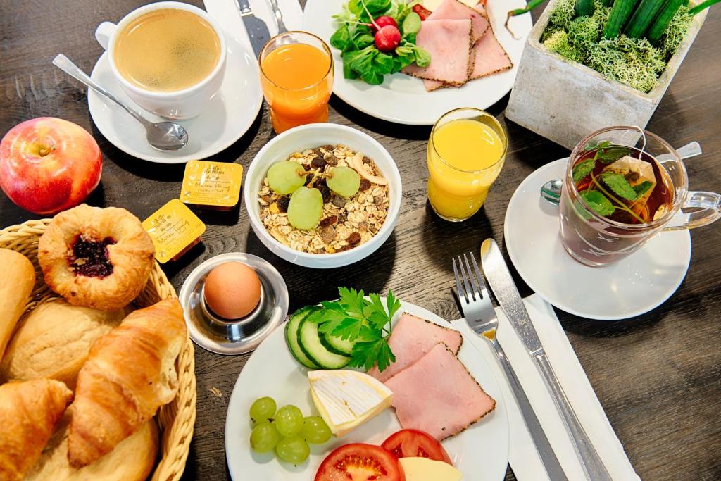 Hotel Leonet - Resim 41