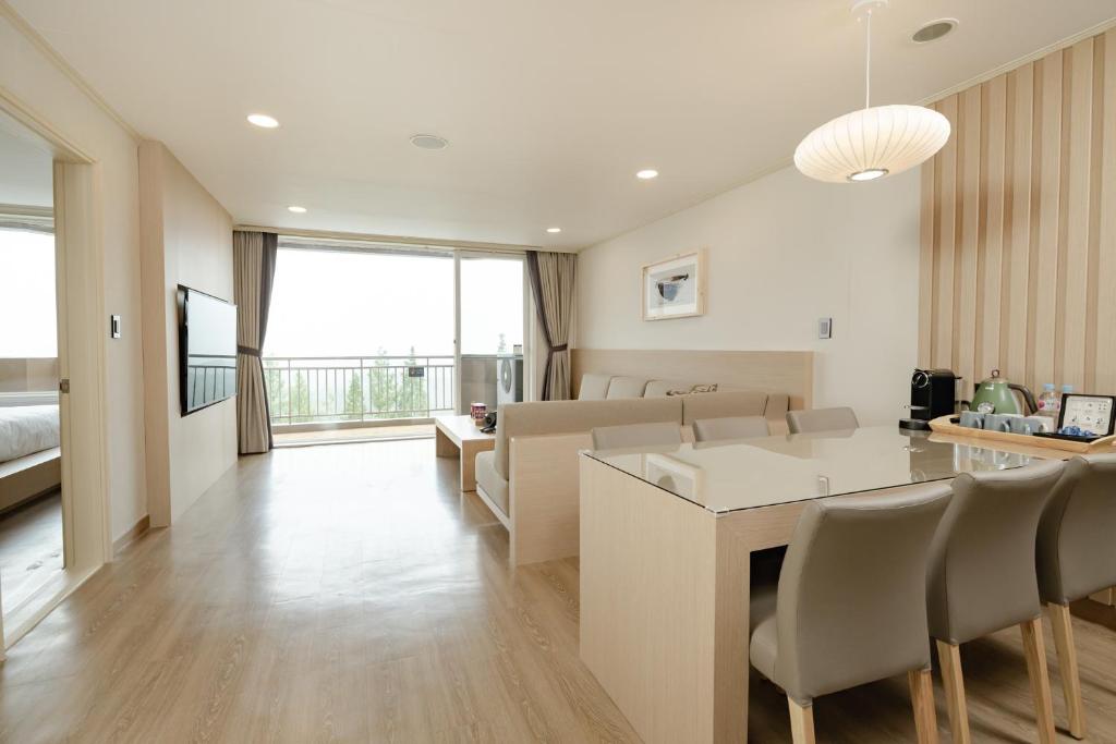 Posezení v ubytování Kensington Resort Gyeongju