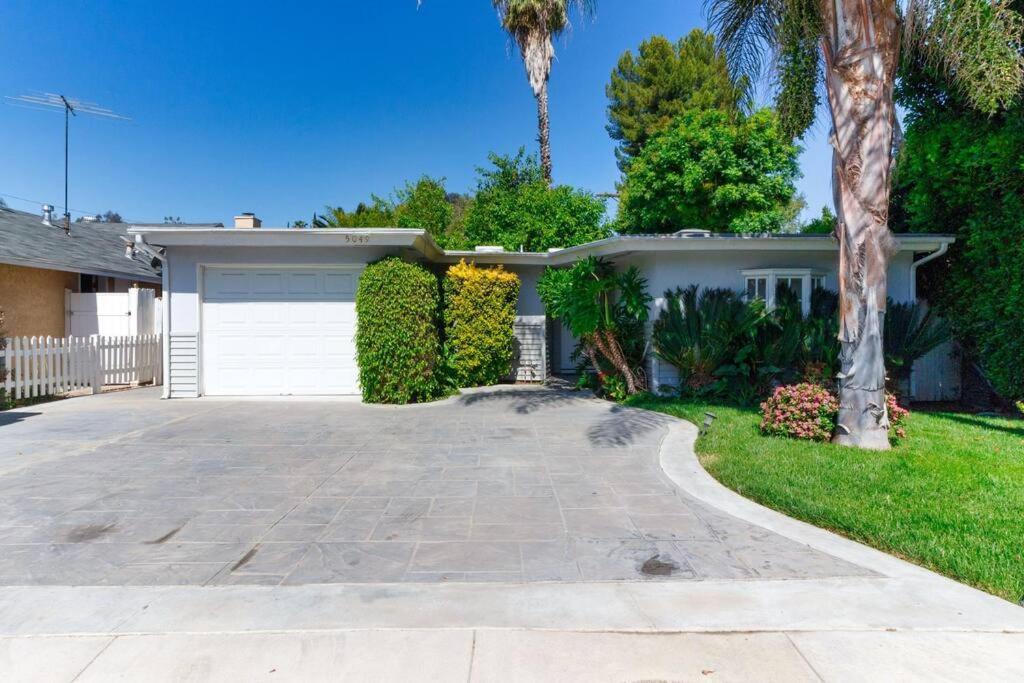 Woodland Hills Charmer - Four-Bedroom House